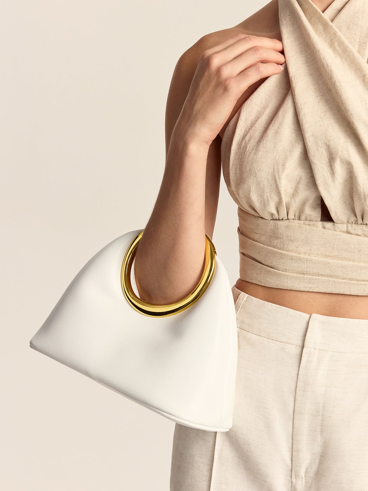 Étreinte d'Or Clutch Bag