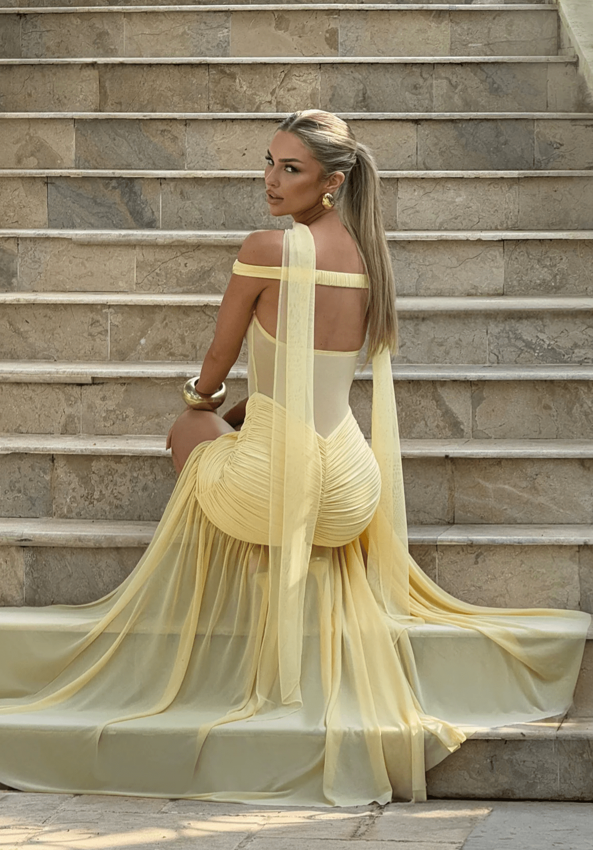 Velnoir™ Sculpté Virelle Dress