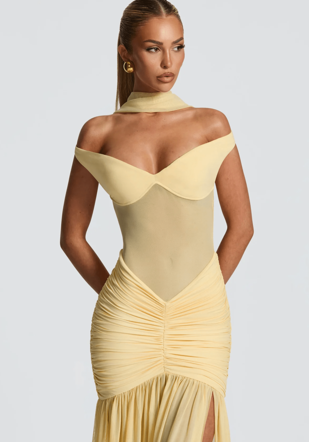 Velnoir™ Sculpté Virelle Dress