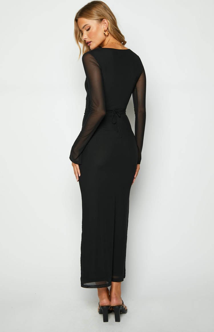Moskowmain™ Seraphie Deep Maxi Dress