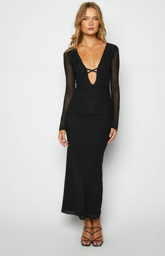 Moskowmain™ Seraphie Deep Maxi Dress